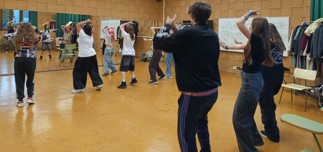LLENAZO EN K-POP CON ADC CIUDADELA
